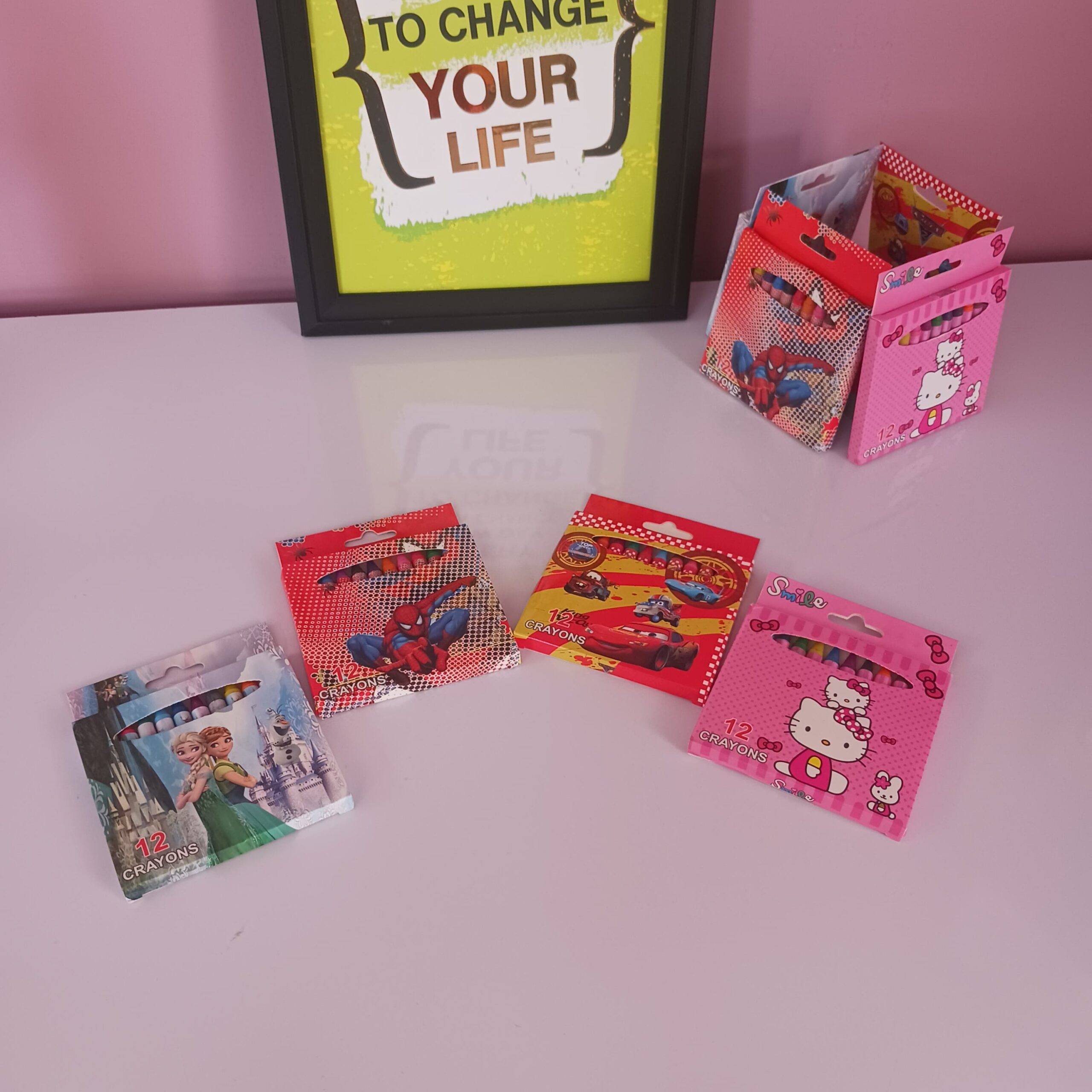 12 Piece Crayon Set - Image 6