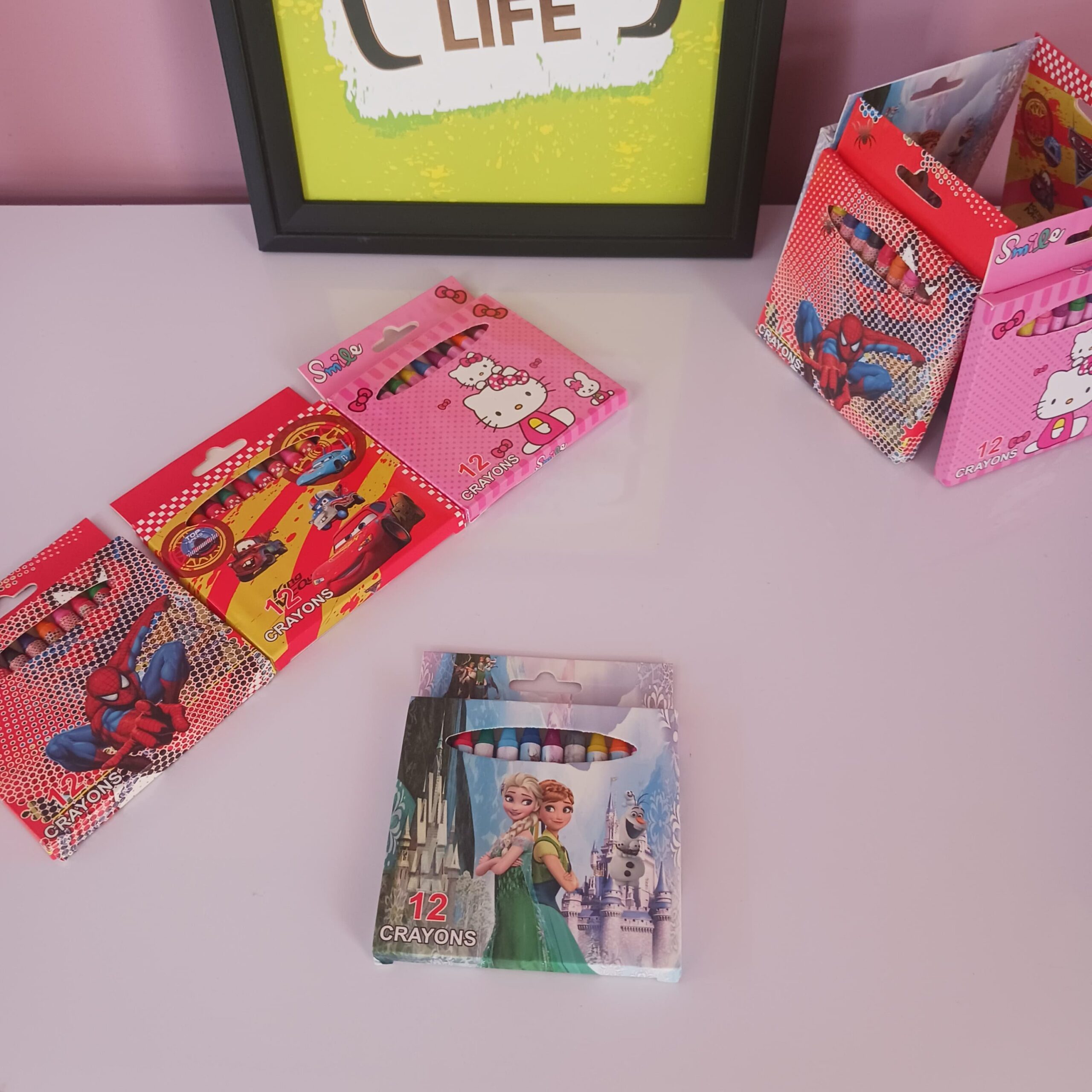 12 Piece Crayon Set - Image 10