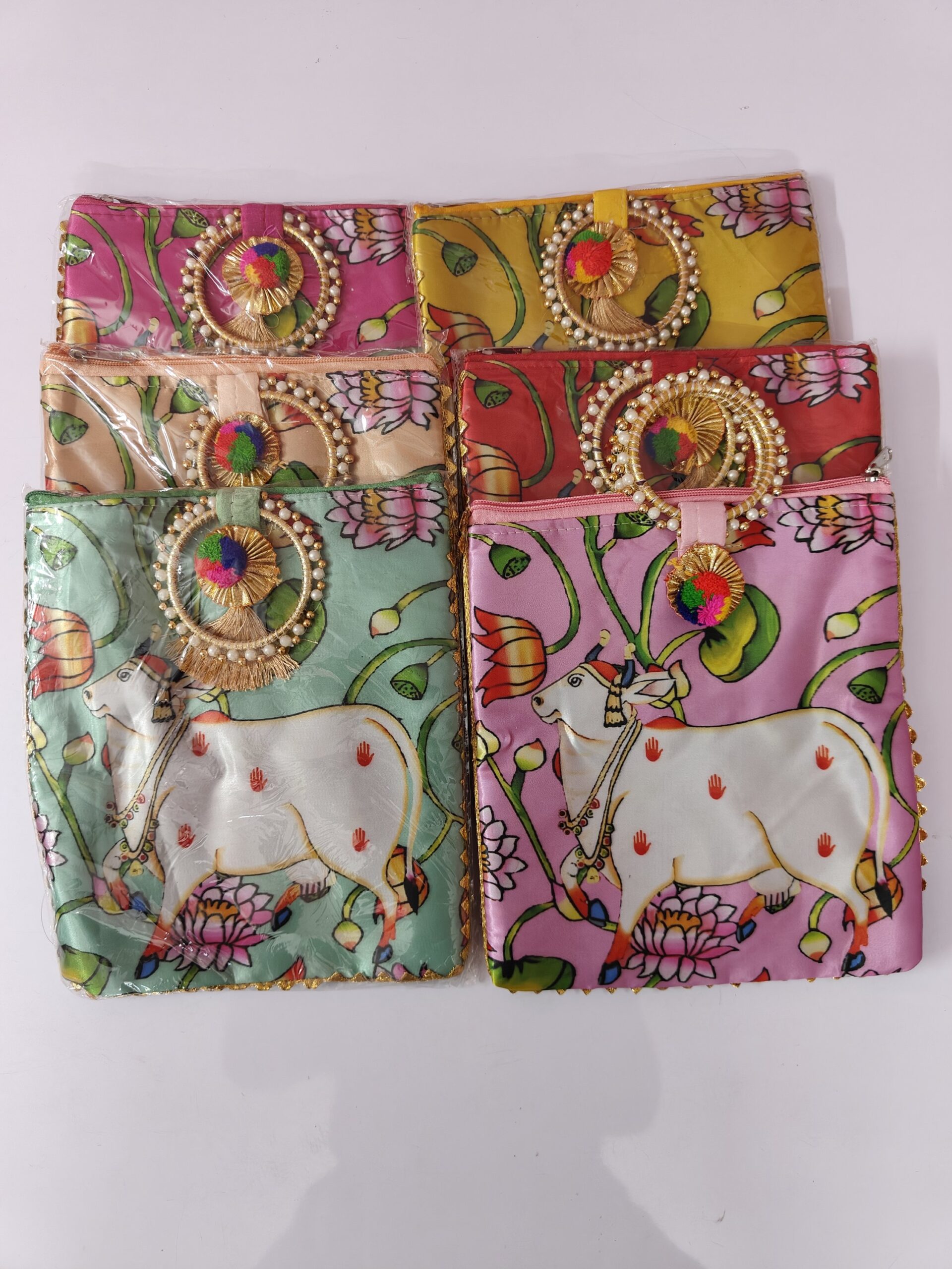 Pichwai Bag With Handle - Image 7