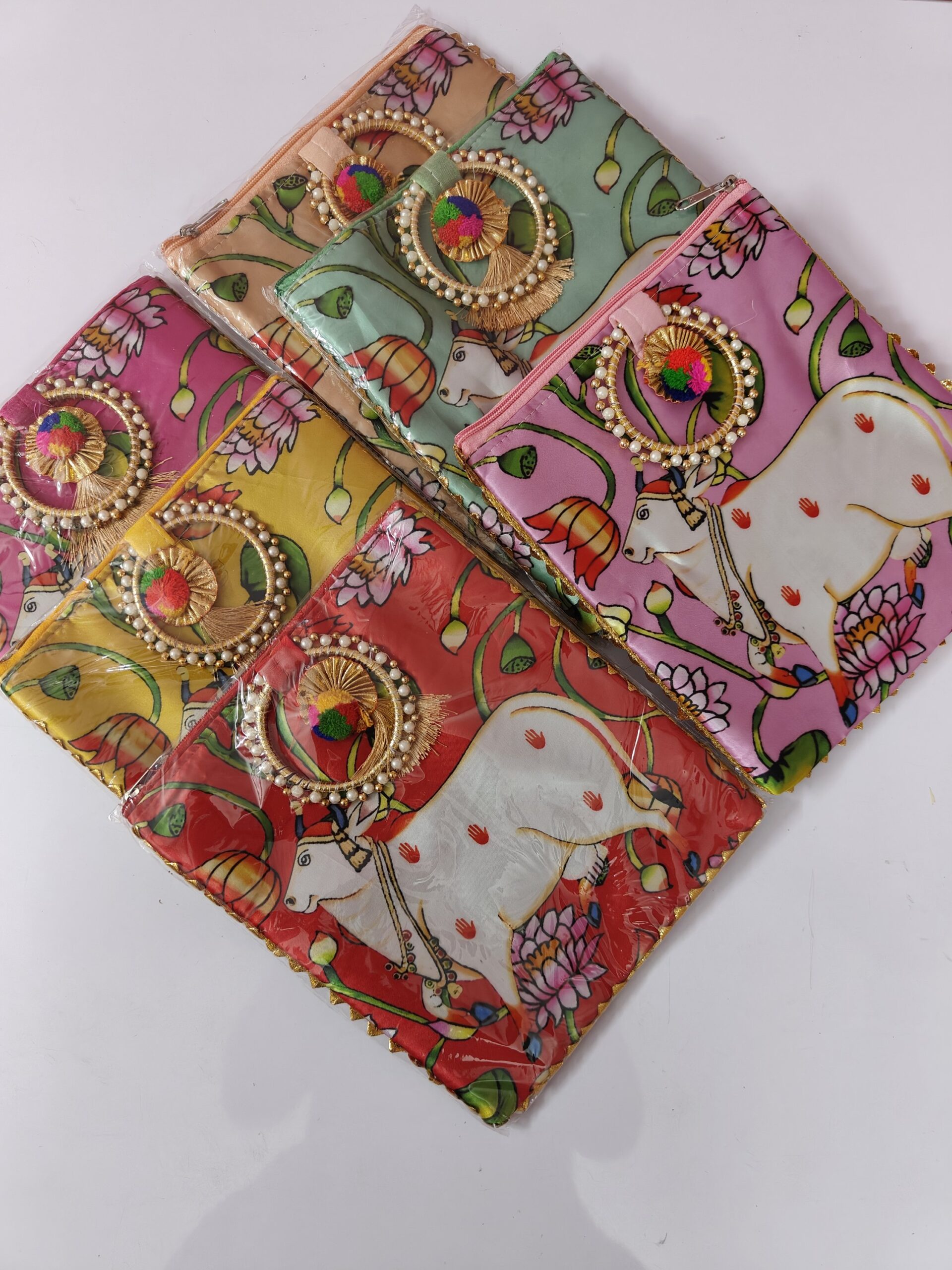 Pichwai Bag With Handle - Image 6