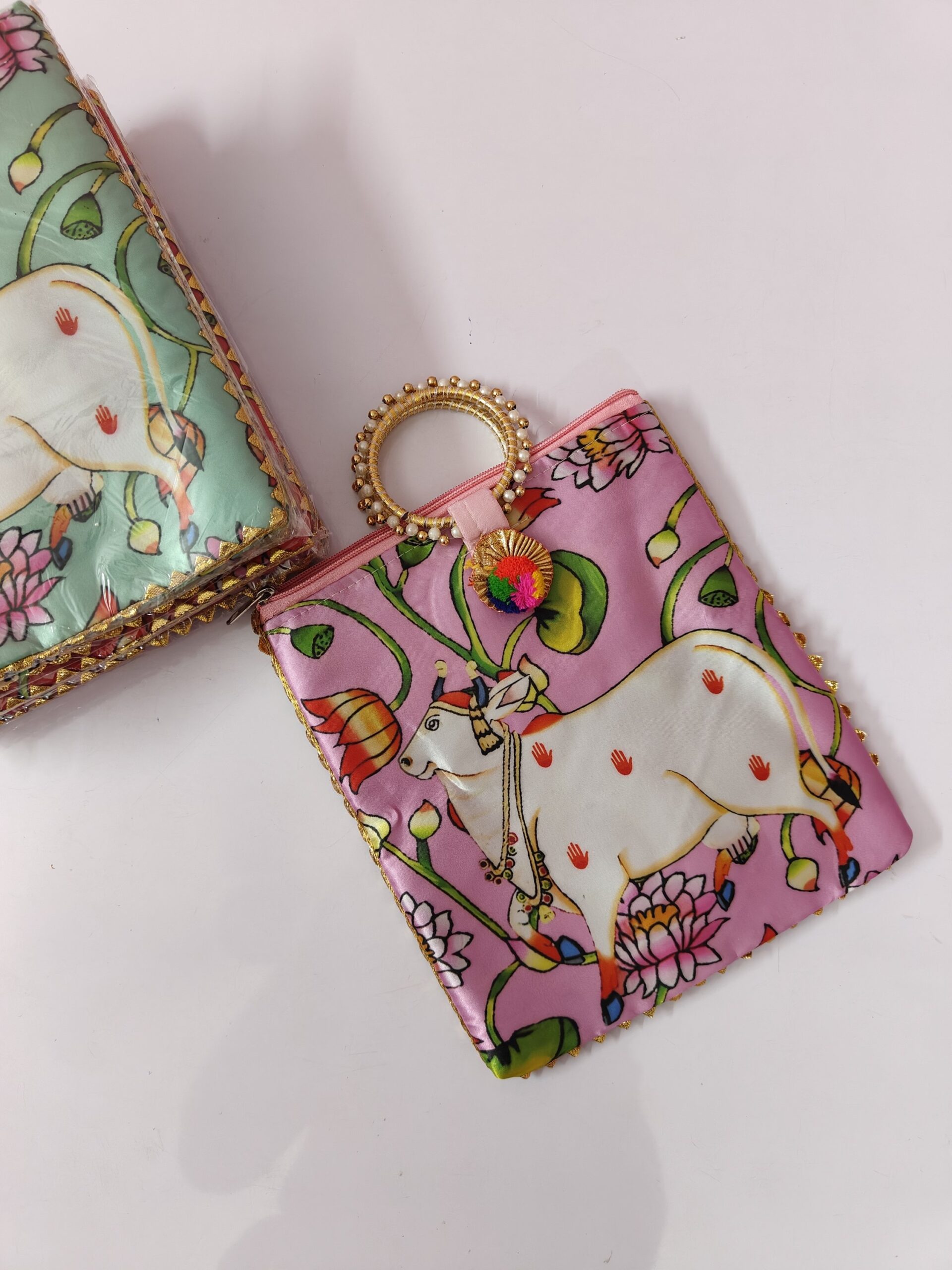 Pichwai Bag With Handle - Image 11