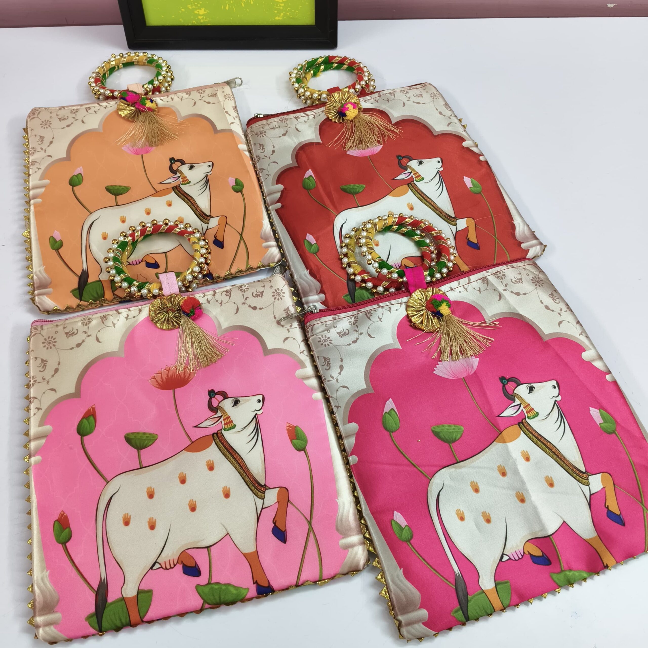 Pichwai Bag With Handle
