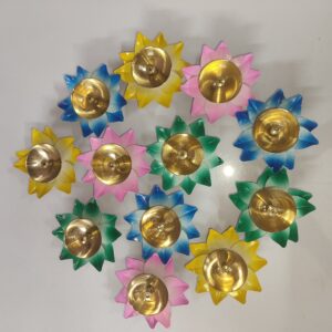 Floral Brass Lamp (1 piece)