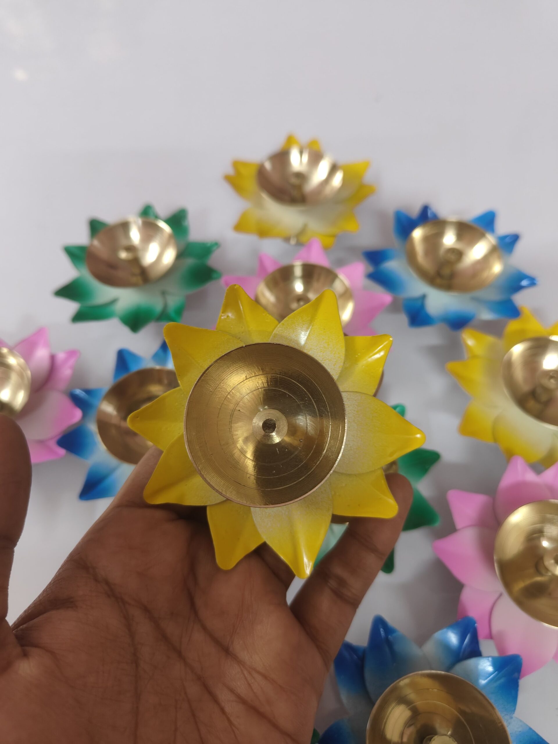 Floral Brass Lamp (1 piece) - Image 6