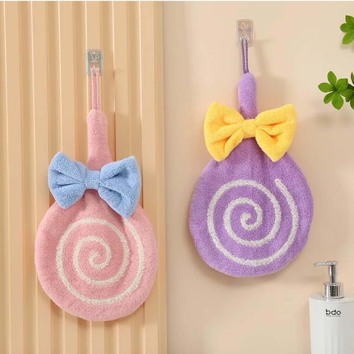 Lollipop Hand Towel - Image 3