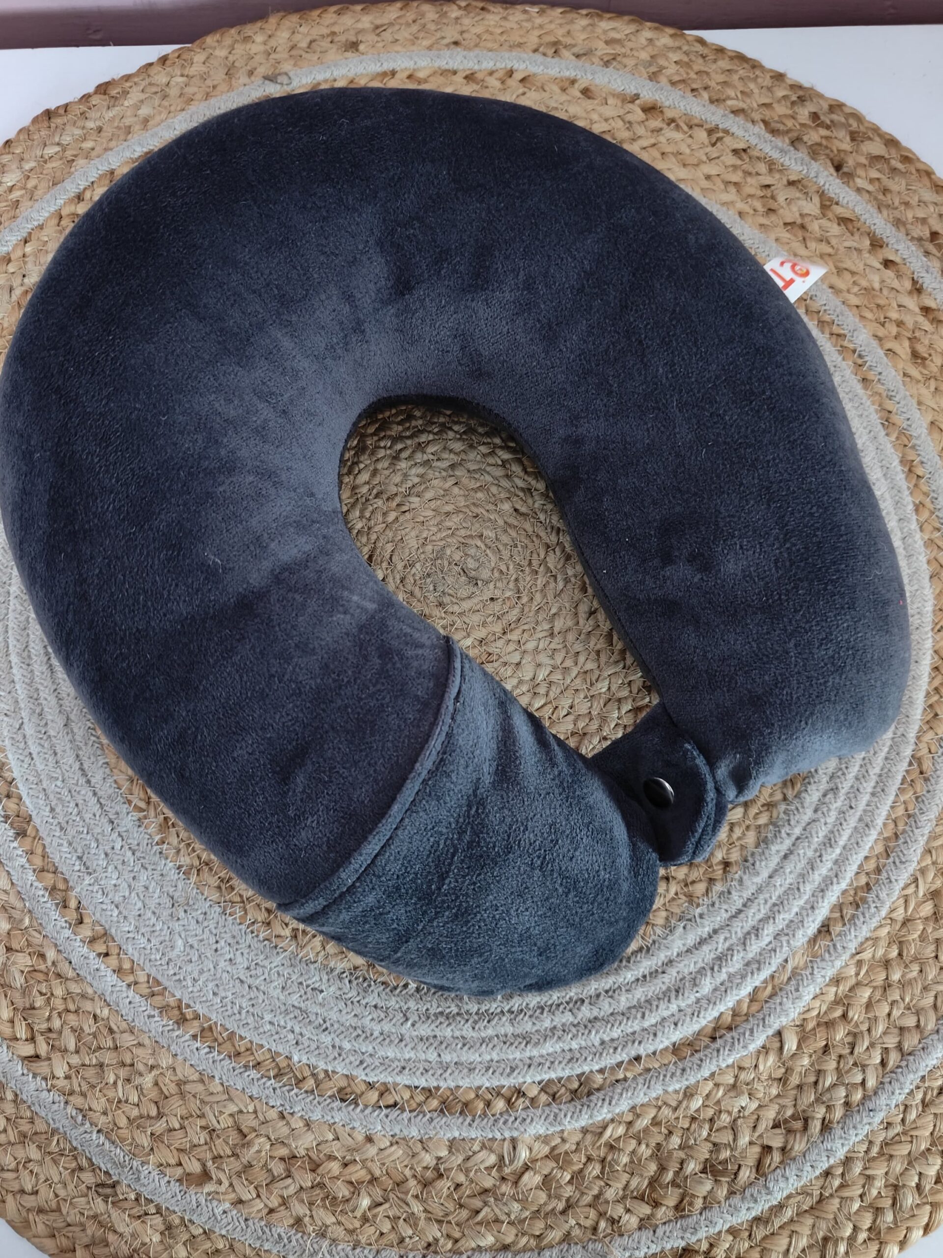 Neck Pillow - Image 2