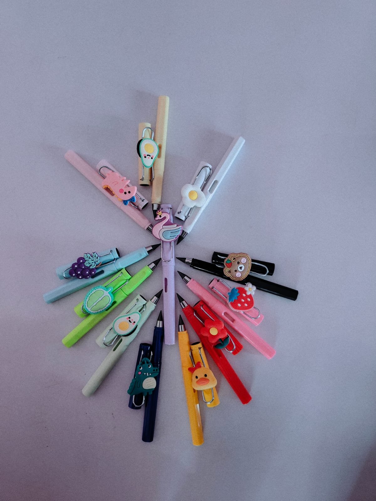 Non Sharping Pencil - Image 7