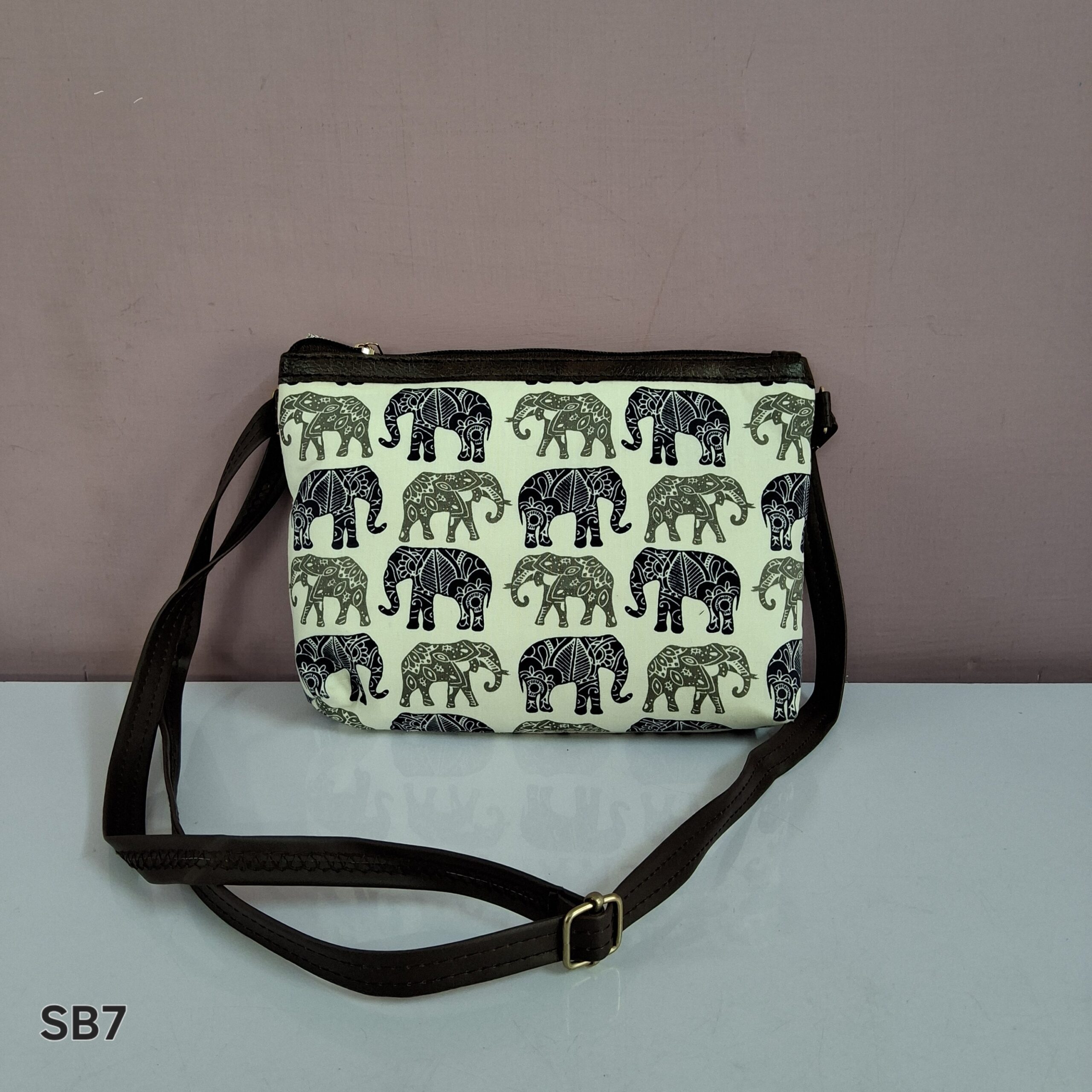 Ikkat or Kalamkari Print Handbag - Image 6