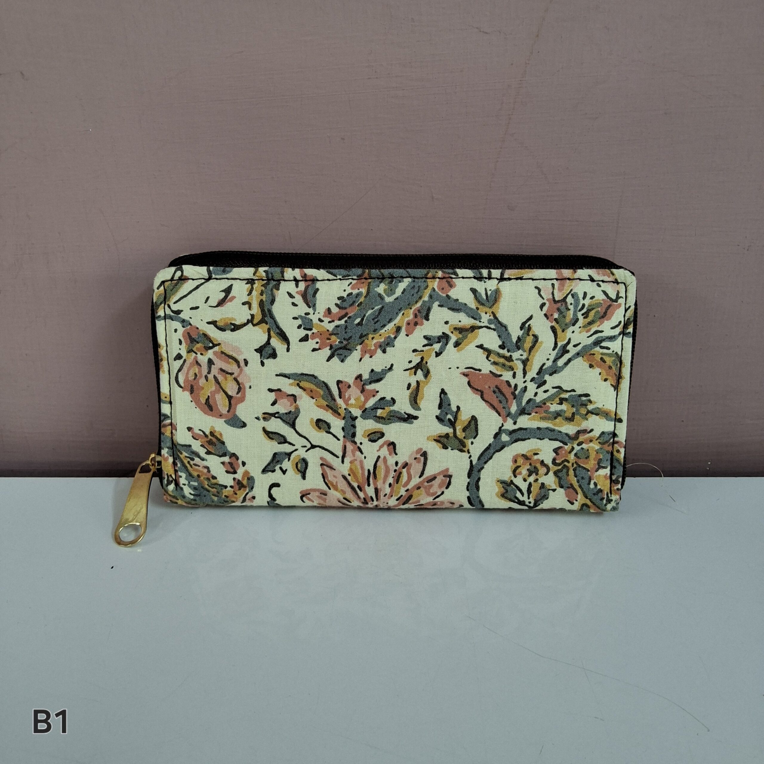 Ikkat Wallet - Image 13